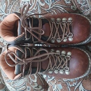 Candie's Women's Y2K Brown Leather Lace Up Hiking Boots - Size 6.5